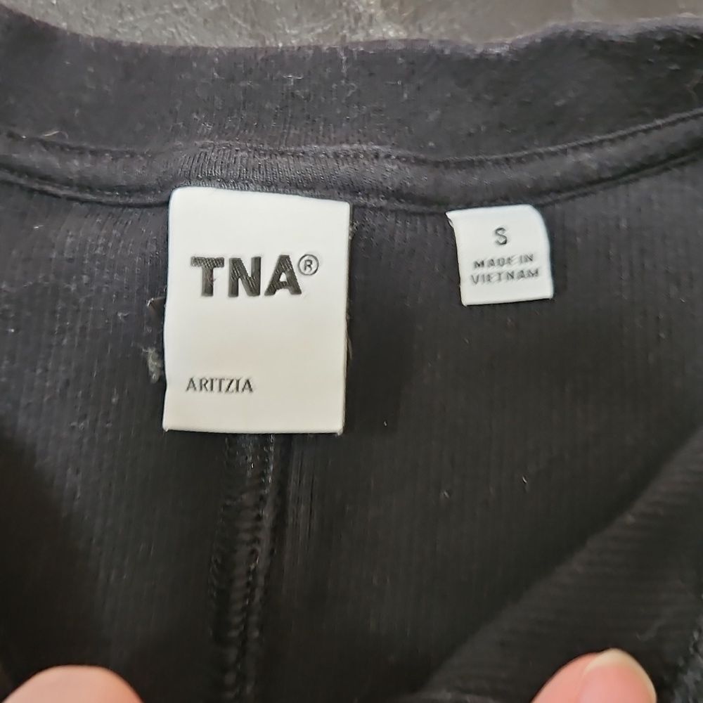 TNA Aritzia Womens Black Homestretch Henley Dress Size S Minimalist Preppy Basic - Picture 4 of 9
